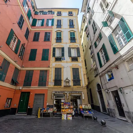 Castelli'S Apartments Campo 10 Genoa Exterior photo